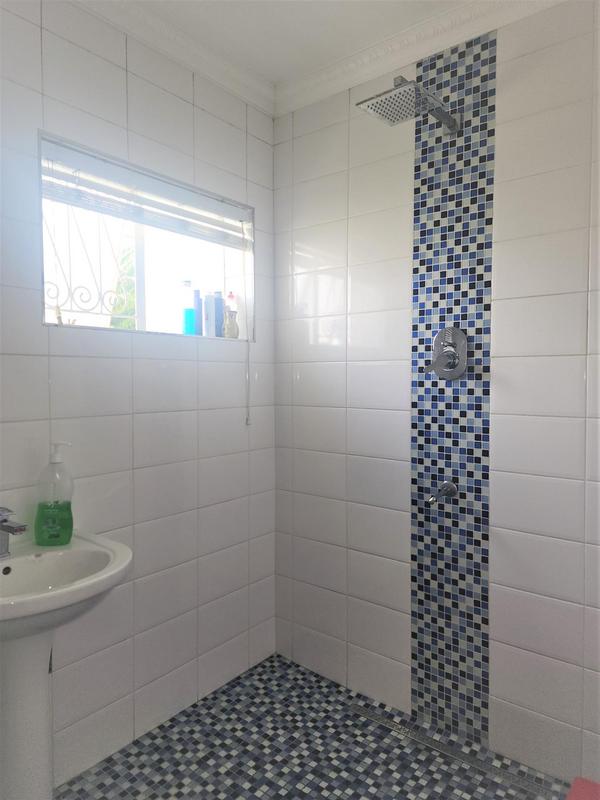 2 Bedroom Property for Sale in Belgravia Western Cape